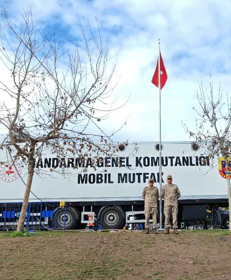 Jandarma Genel Komutanlığı Kampı Paslanmaz Bayrak Direkleri