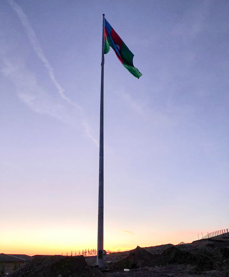 Azerbaycan Oğuz Rayonu Belediyesi Galvaniz Bayrak Direği